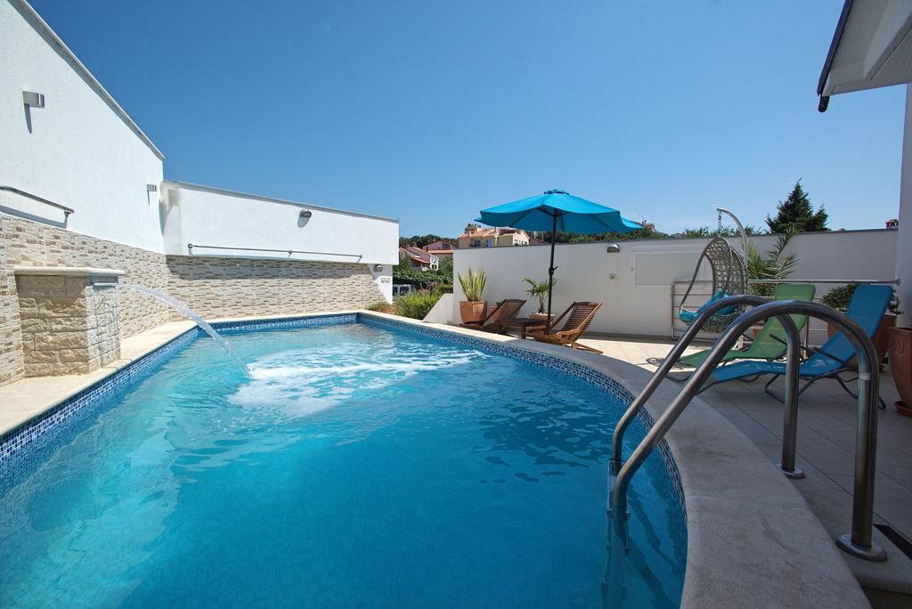 Apartment Villa Holiday II Πούλα Δωμάτιο φωτογραφία